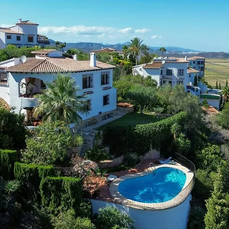 House With Pool And Panoramic Views Near Denia *
