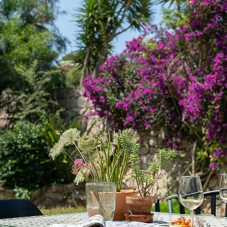 House With Pool And Panoramic Views Near Denia بيت للعطل